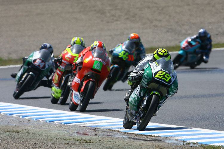 Jerez, 125er Rennen: Kollision mit Fussball