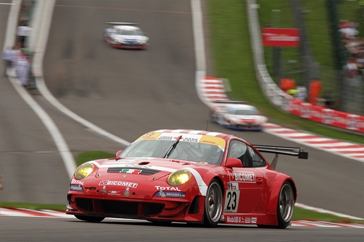 Holten den ersten FIA GT2 European Cup - BMS Porsche 997 RSR