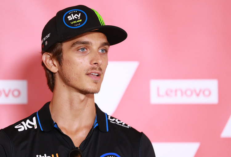 Luca Marini stürzte heftig