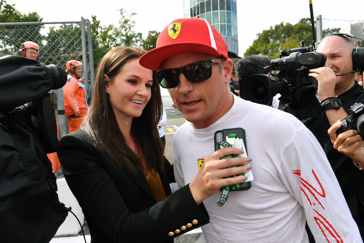 Minttu war eine der Ersten, die Kimi Räikkönen zur Monza-Pole gratulierte