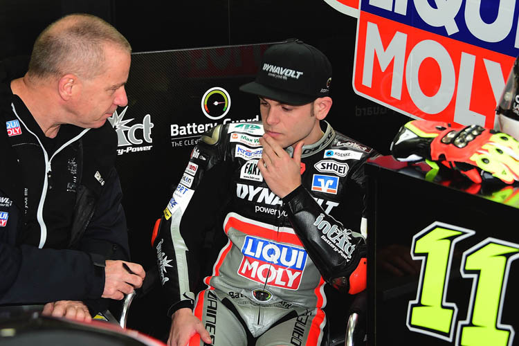 Crew-Chief Alfred Willeke mit Sandro Cortese