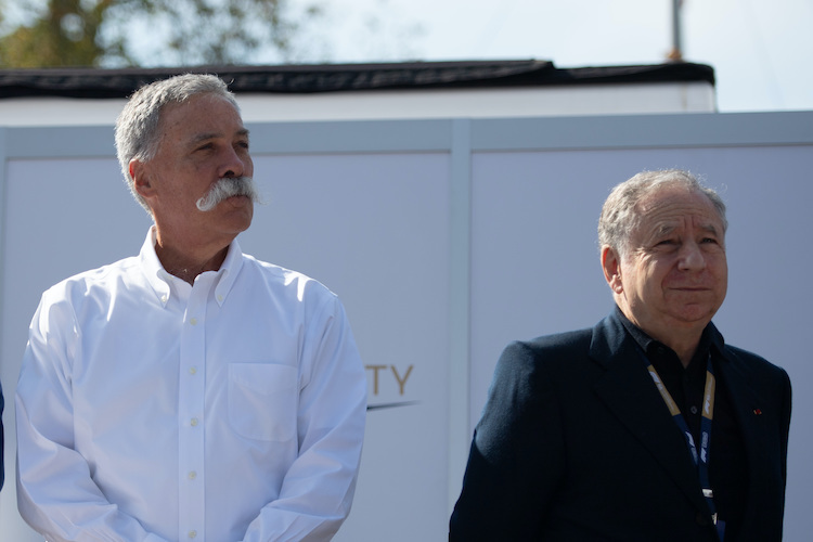 Jean Todt und Formel-1-Boss Chase Carey (li.)