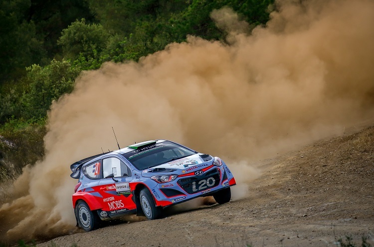 Erster WM-Tagessieg für Hayden Paddon