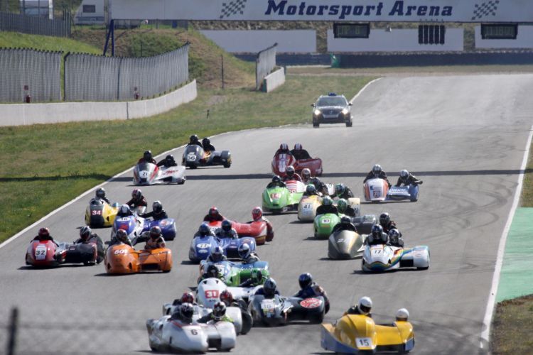 Motorsprt Arena Oschersleben: Start Sidecar Eurocup