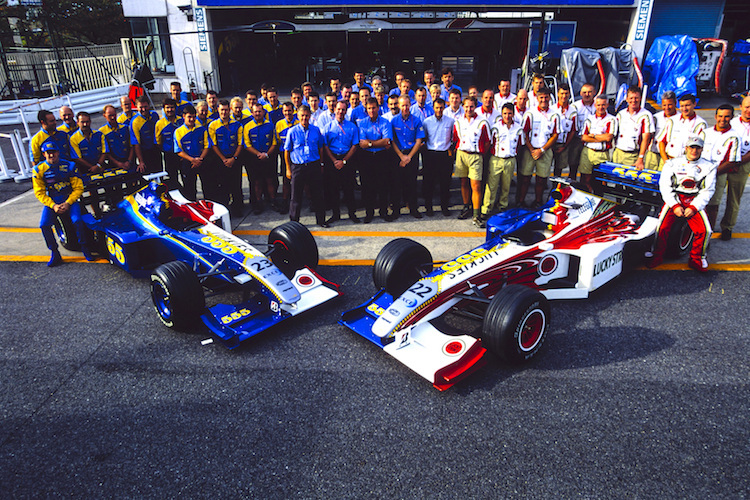 Die BAR-Mannschaft in Suzuka 1999