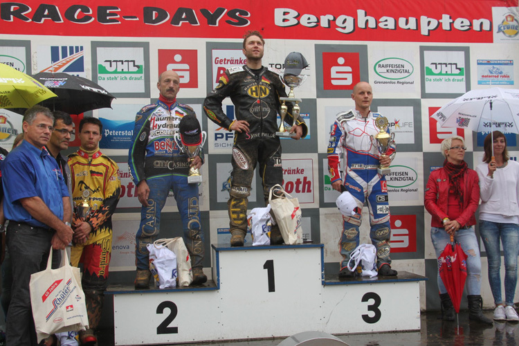 Podium in Berghaupten: Bernd Diener, Martin Smolinski und Josef Franc (v.l.)