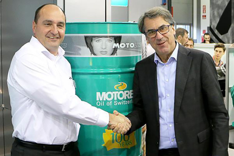 Edi Fischer von Motorex mit Stefan Pierer, CEO der KTM AG