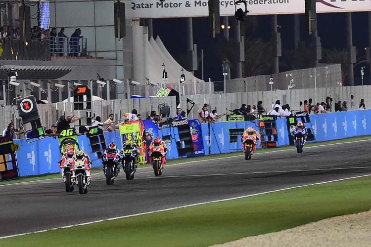 Andrea Iannone führte das MotoGP-Rennen in Katar zeitweise an