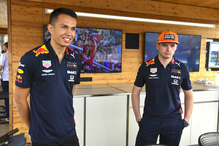 Alex Albon und Max Verstappen