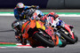 Mika Kallio in guter Gesellschaft: Hinter ihm Petrucci und Miller