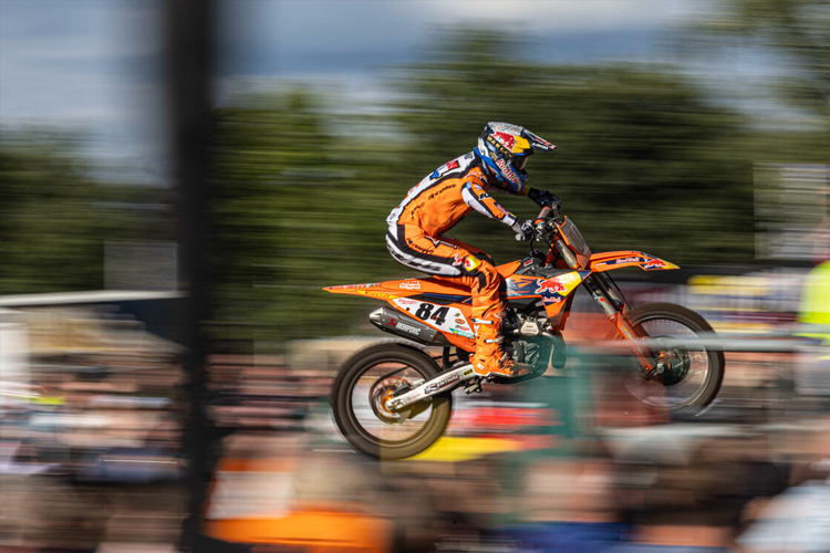 Jeffrey Herlings gewann den ersten Lauf in Arnheim