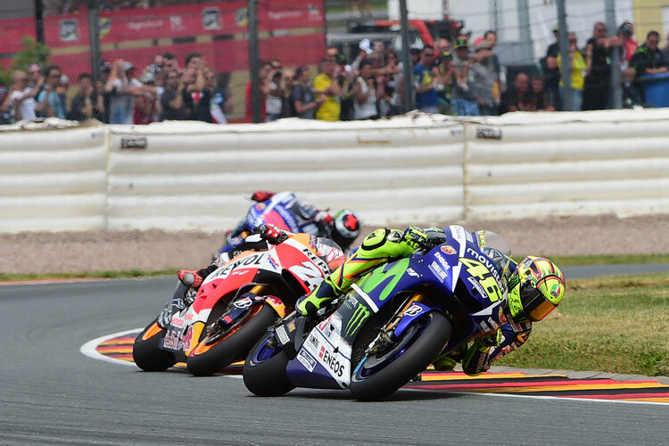 Im Rennen: Valentino Rossi vor Pedrosa und Lorenzo