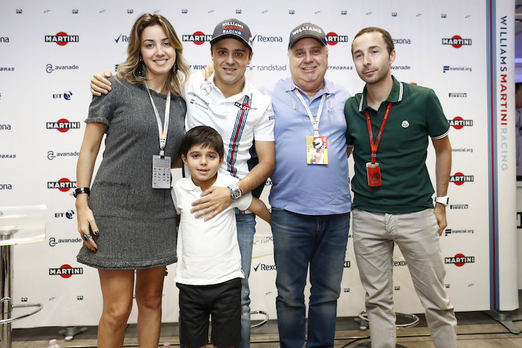 Familie Massa mit Nicolas Todt (rechts) in Monza