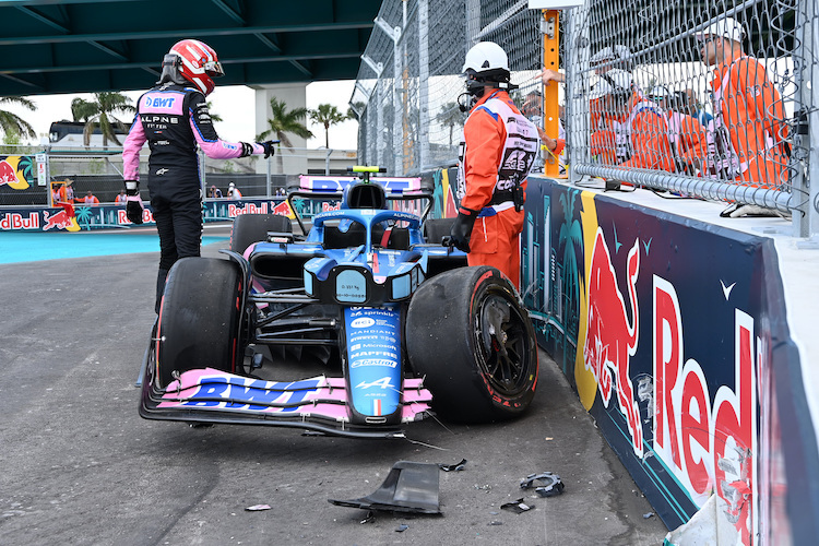 Esteban Ocon nach seinem Unfall