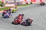 Aleix Espargaro presste sich an Enea Bastianini vorbei