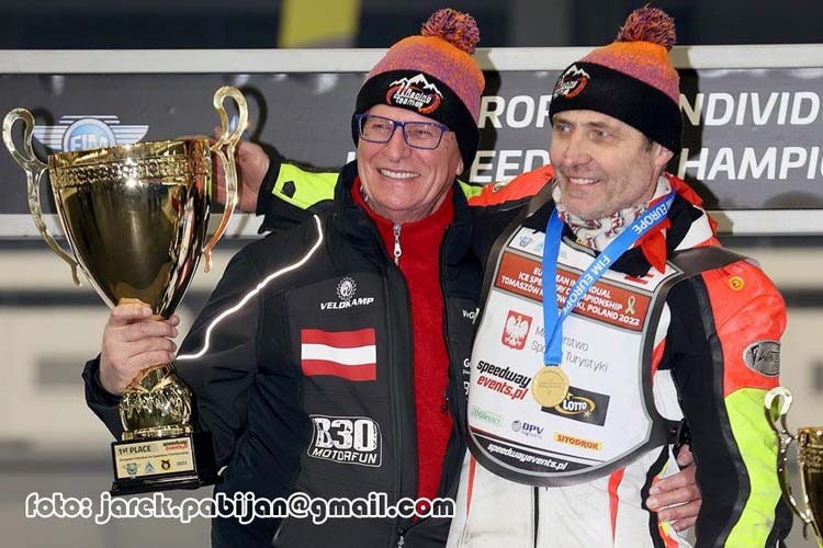 Harald Simon ist neuer Eisspeedway-Europameister