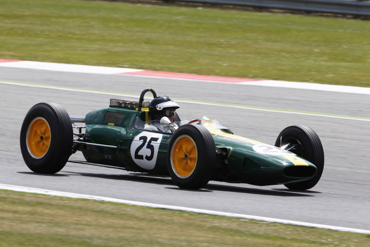 Franchitti in Jim Clarks Lotus 25 im Vorprogramm des britischen Grand-Prix
