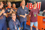 In der Box von Brad Binder: Pit Beirer, Jens Hainbach und Andrea Adamo (rechts) 
