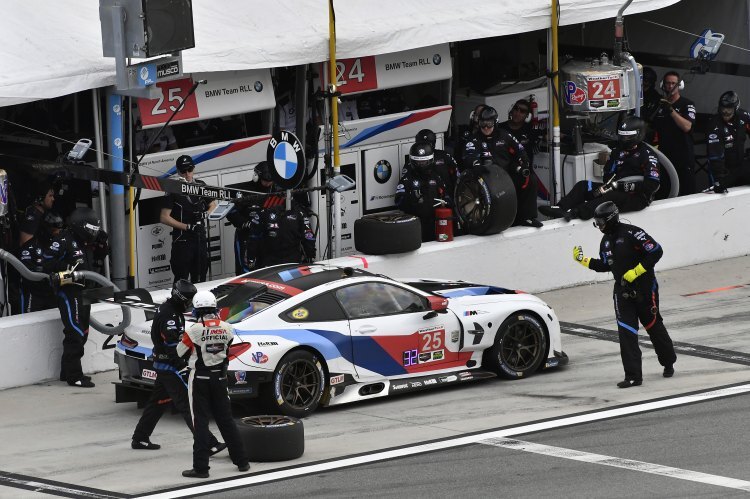 Beim Boxenstopp in Daytona: Der BMW M8 GTE