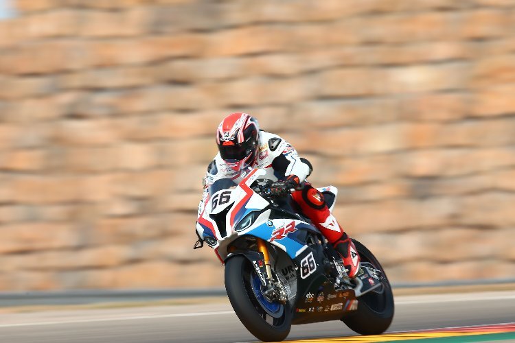 Tom Sykes kitzelt schnelle Rundenzeiten aus der BMW S1000RR