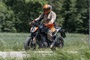 Eine KTM Duke mit dem bekannten Design der Front, aber mit Zweizylindermotor: Erlkönig der 650 Duke