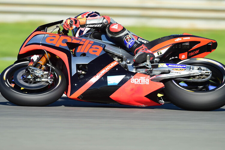 Stefan Bradl auf Michelin-Reifen beim Test in Valencia