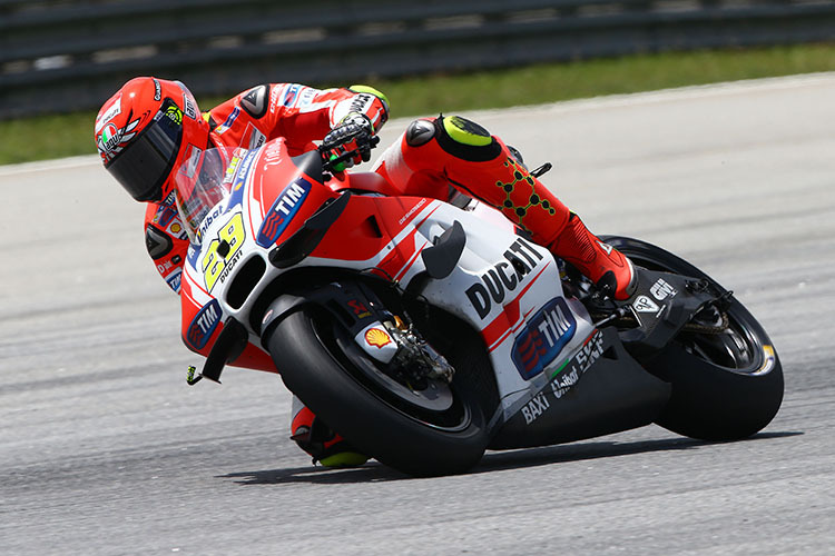 Andrea Iannone in Sepang