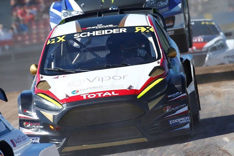 Favoritenschreck – Ex-DTM-Champion Timo Scheider im privaten Ford Fiesta