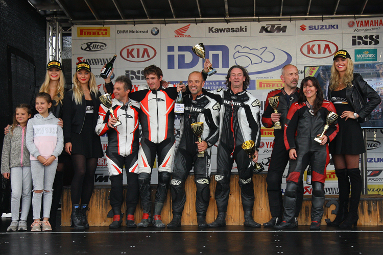 Sidecar-Podium Hockenheim: (v.l.) Nussbaum/Hirschi, Smits/Verbrugge, Roscher/Burkard