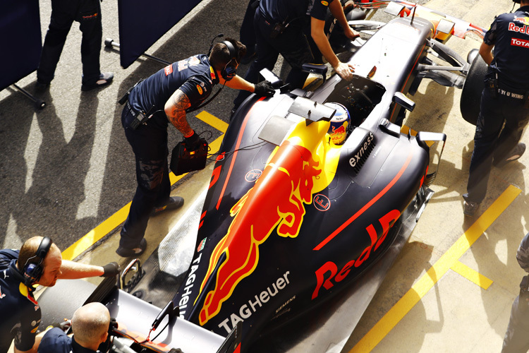Daniel Ricciardo im neuen Red Bull Racing-Renner