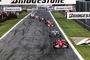 Michael Schumacher fährt in Monza 2003 dem Sieg entgegen