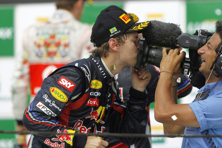 Sebastian Vettel: Küsschen für die Familie und die Fans daheim