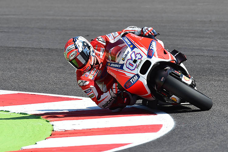 Andrea Dovizioso auf der Ducati GP15 in Misano