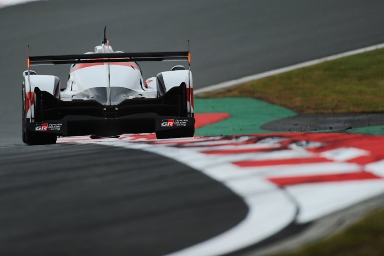 Wird Toyota bei der FIA WEC in Fuji allen wieder nur das Heck zeigen?