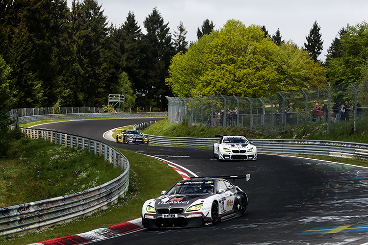 Die Plätze eins, zwei und drei in einem Bild, der BMW M6 GT3 dominiert den 58. ADAC ACAS H&R Cup