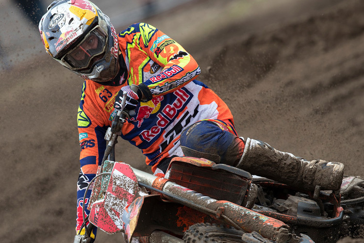 Pauls Jonass gewann den ersten MX2-Lauf in Lommel