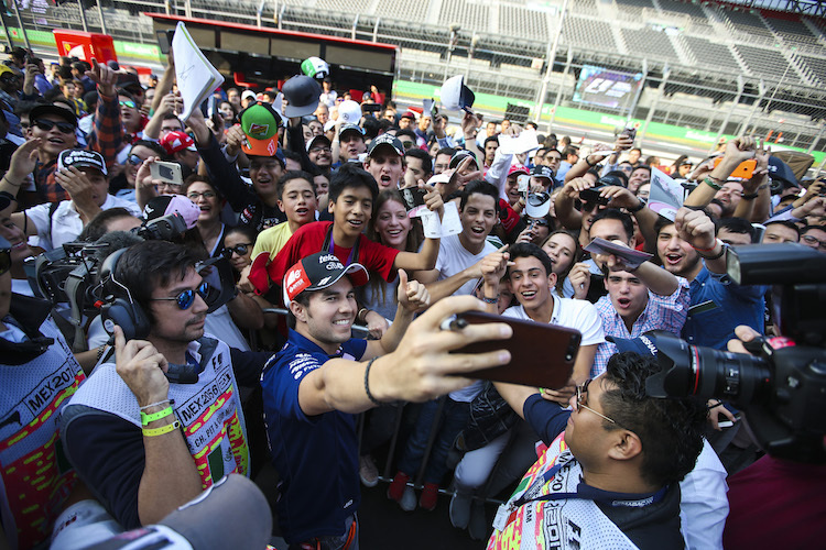 Sergio Pérez und Fans