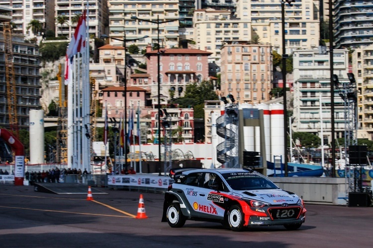 Der brandneue Hyundai i20 WRC im Hafen von Monaco