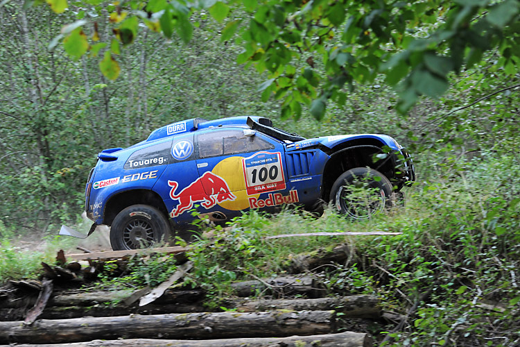 AUTO / SILK WAY RALLY 2010