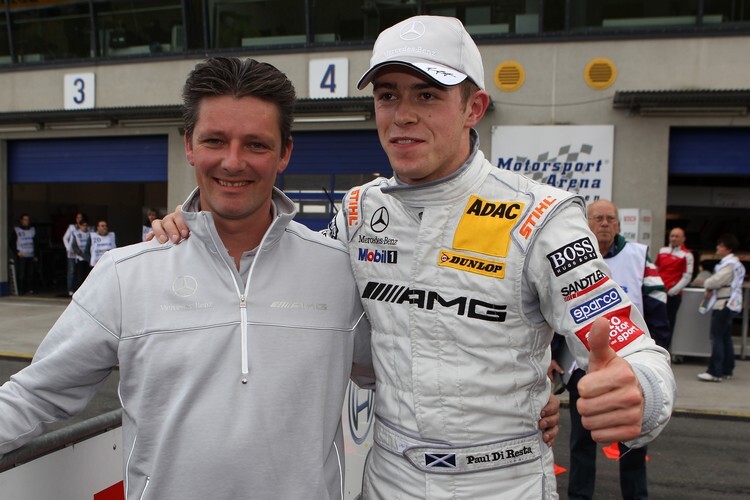 Axel Randolph mit Paul di Resta beim Titelgewinn 2010