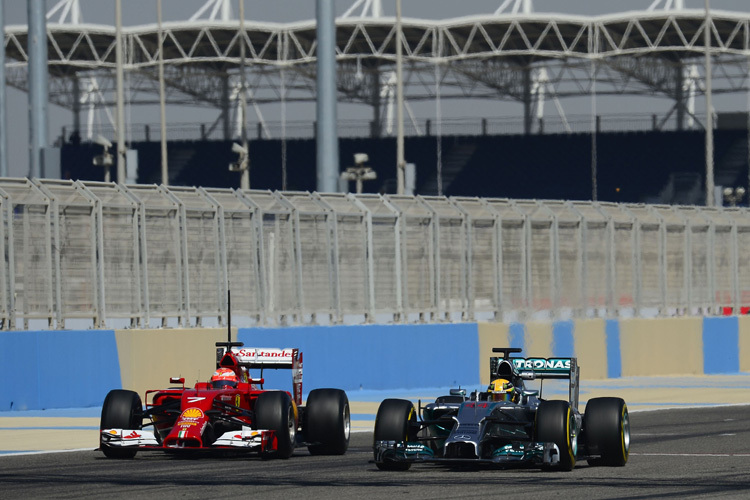 Ferrari gegen Mercedes beim Bahrain-Test