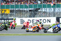 Silverstone: Pedrosa (26) lag am Anfang hinter Rossi, dahinter Crutchlow