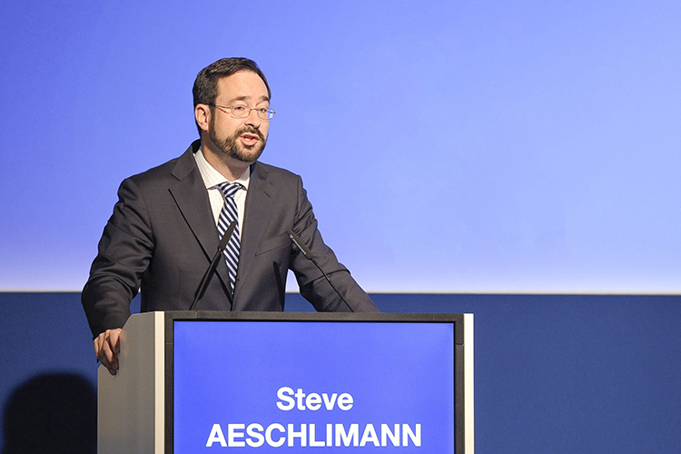 Der neue FIM-CEO Steve Aeschlimann