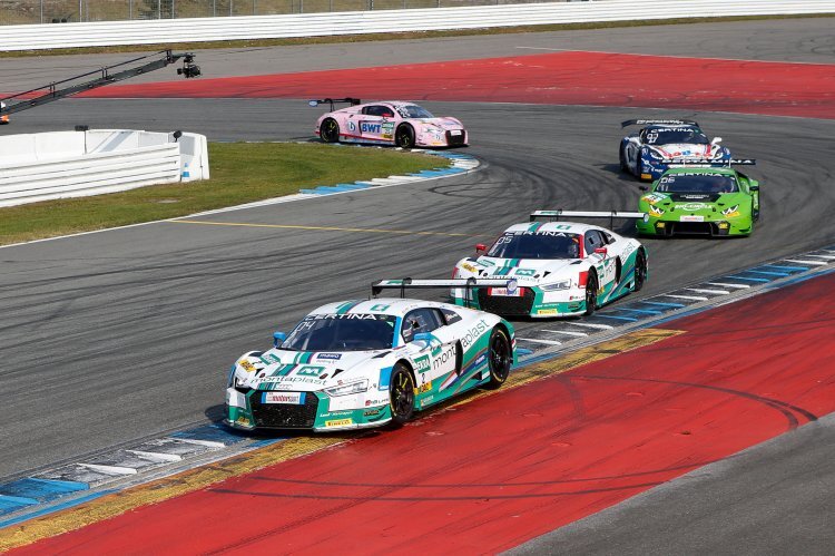 Die beiden Audi R8 LMS von Land-Motorsport