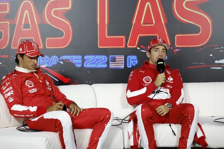Carlos Sainz und Charles Leclerc