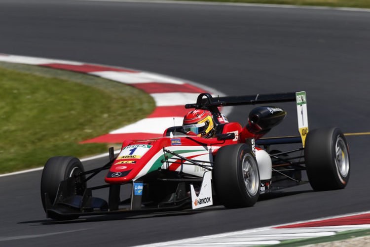 Lance Stroll erzielte im dritten Lauf der  Formel-3-EM in Hockenheim den 250. Sieg eines Formel-3-Motors von Mercedes-AMG