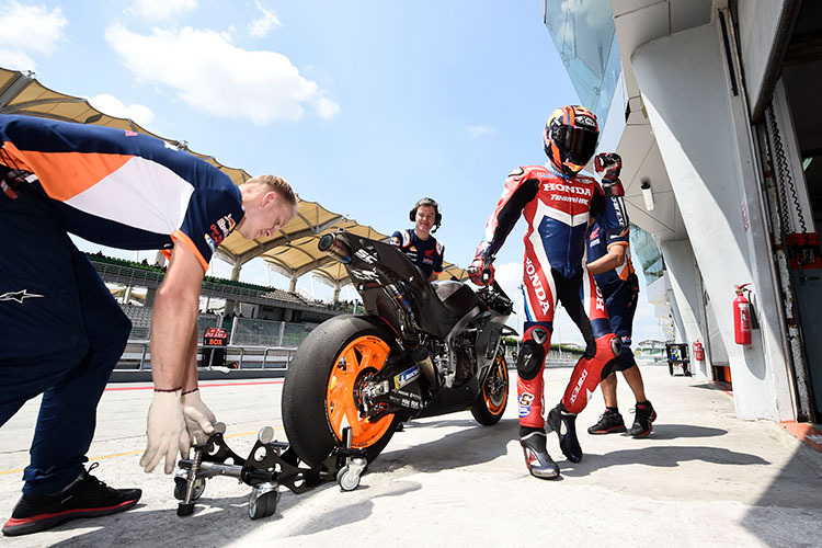 Stefan Bradl 2019 beim Sepang-Test im Februar