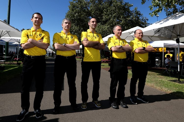 Die Renault-Truppe (von links): Motorenchef Taffin, Chassis-Chef Chester, Geschäftsleiter Abiteboul, Technikchef Bell, Temchef Vasseur