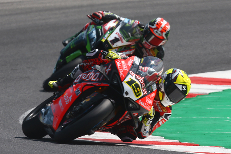 Sinnbild der WM: Alvaro Bautista vor Jonathan Rea