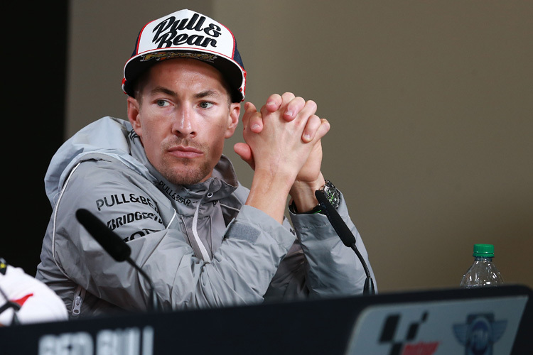 Nicky Hayden ist sich bezüglich Teamwahl unsicher